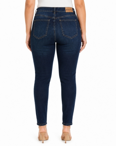 056.jpg