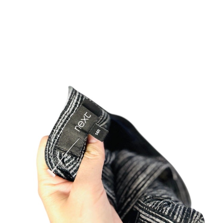 121.jpg